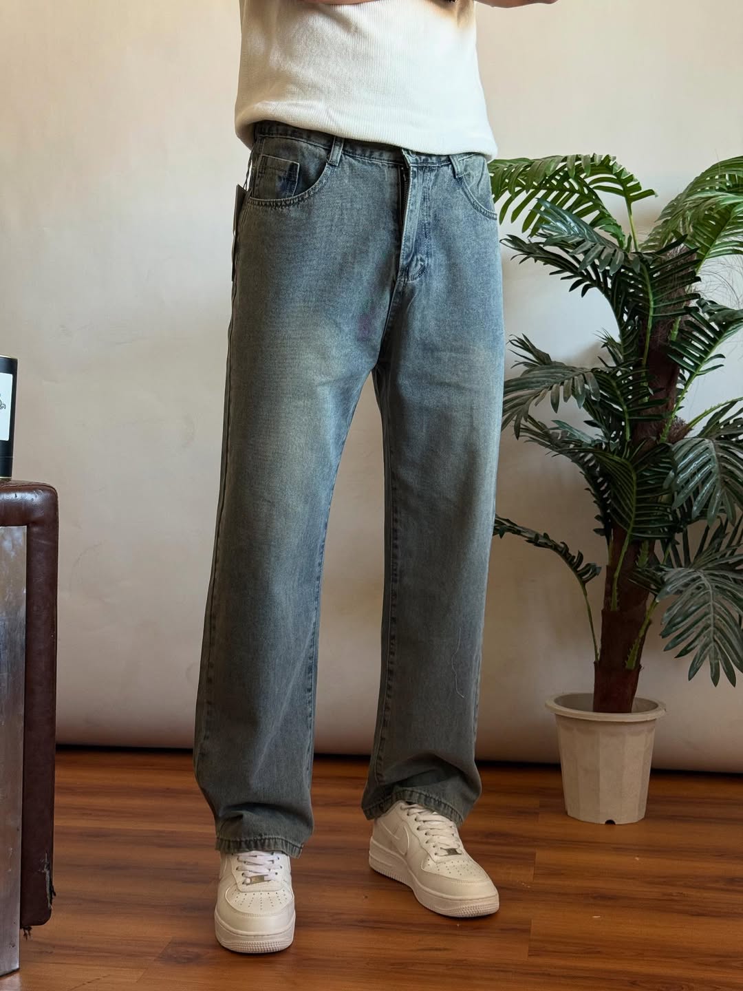 oldmoeny baggy jeans